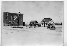 Dust's Service Station and Arlington Hotel - Humboldt