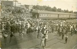 "King and Queen of England" in Biggar, SK