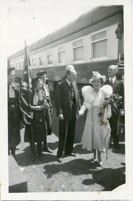 King George VI and Queen Elizabeth in Biggar, Saskatchewan