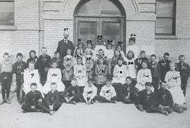 Grade 7 pupils - Old Victoria school