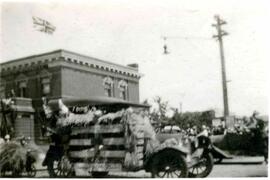 July 1st parade - decorated car