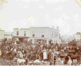 Pow-wow on Grand Avenue