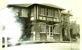 Red Cross Lodge at Fort San 4