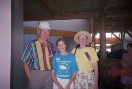 William Thomas Molloy with his wife Alice and daughter Kathryn