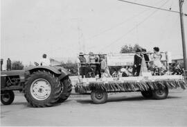 Anglican Church float in Centennial Parade