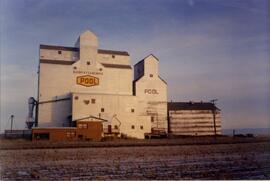 North Rosetown Sask Wheat Pool elevator before demolition