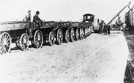 Grain train, loading rail cars