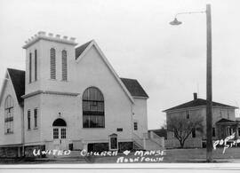 Rosetown United Church and manse