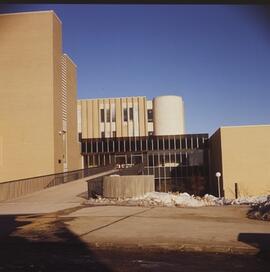 Western College of Veterinary Medicine Building - Exterior