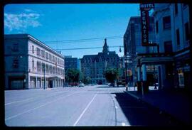 21st Street, Saskatoon facing Delta Bessborough