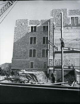 University Hospital - Wing Construction