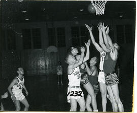 University of Saskatchewan Huskies Men's Basketball Team - Action