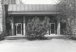 University of Saskatchewan Physics Building--Addition