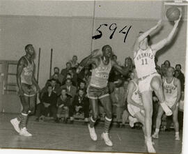 University of Saskatchewan Huskies Men's Basketball Team - Action