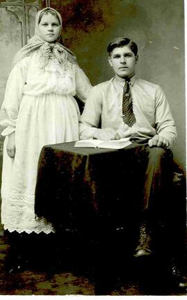 Young Doukhobor couple. - Portrait