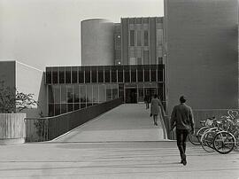 Western College of Veterinary Medicine Building - Exterior